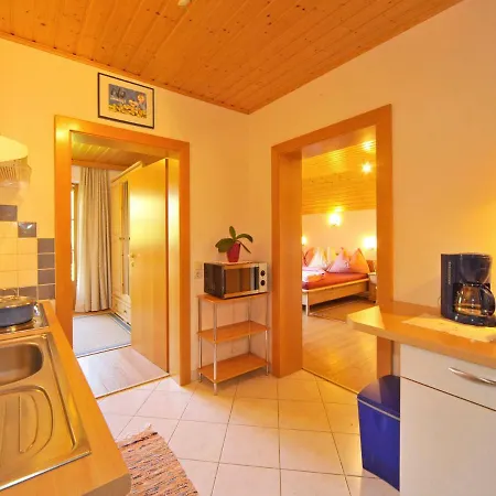 Апартаменты Haus Lindenkreuz Бад Кляйнкирххайм