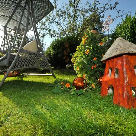 Апартаменты Haus Lindenkreuz Бад Кляйнкирххайм